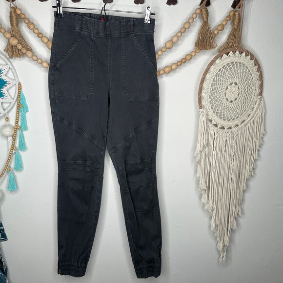 Spanx Stretch Twill Cargo Joggers - Picture 3 of 7